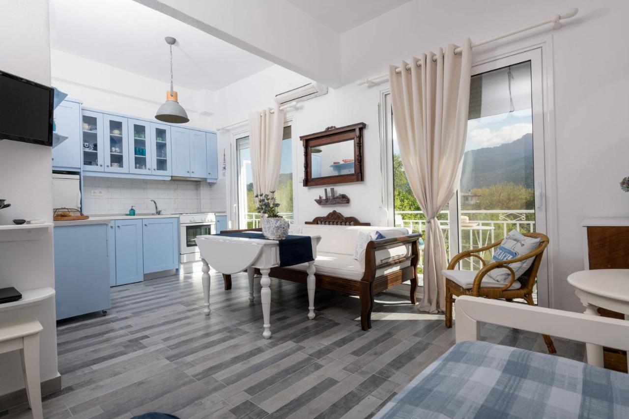 Argyri'S Sea View Apartment Тасос Экстерьер фото